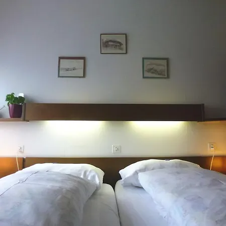Bahnhof Hotel 2*