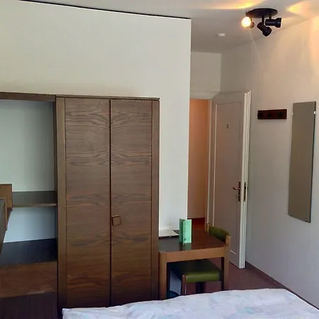 Hotel Bahnhof Interlaken