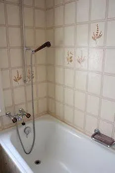 Bahnhof 2* 因特拉肯