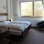 Hotel Bahnhof 2*