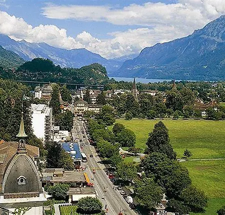 Hotel Bahnhof 2*